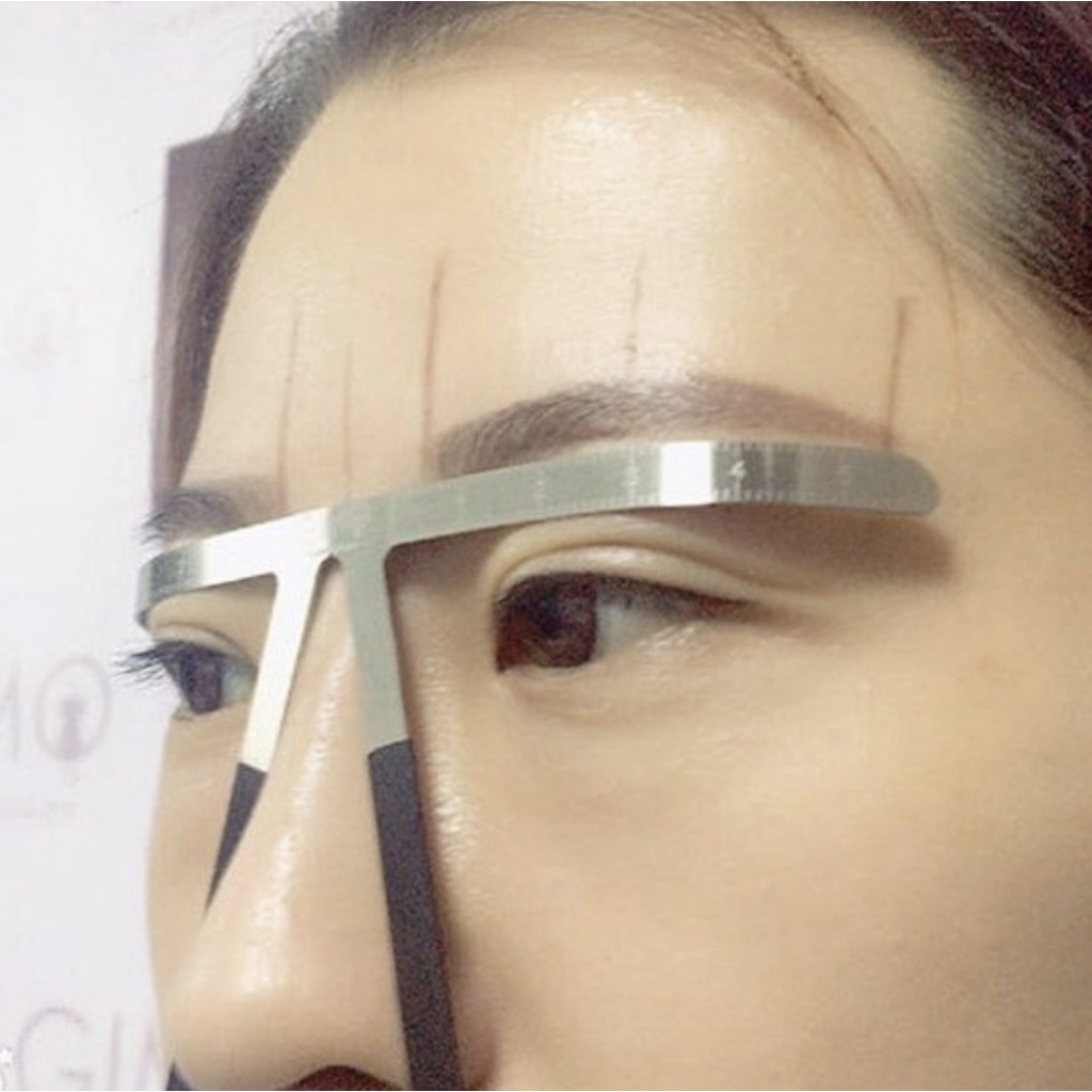 THƯỚC CHỮ T TRONG MAKE-UP &amp; PHUN XĂM THẨM MỸ
