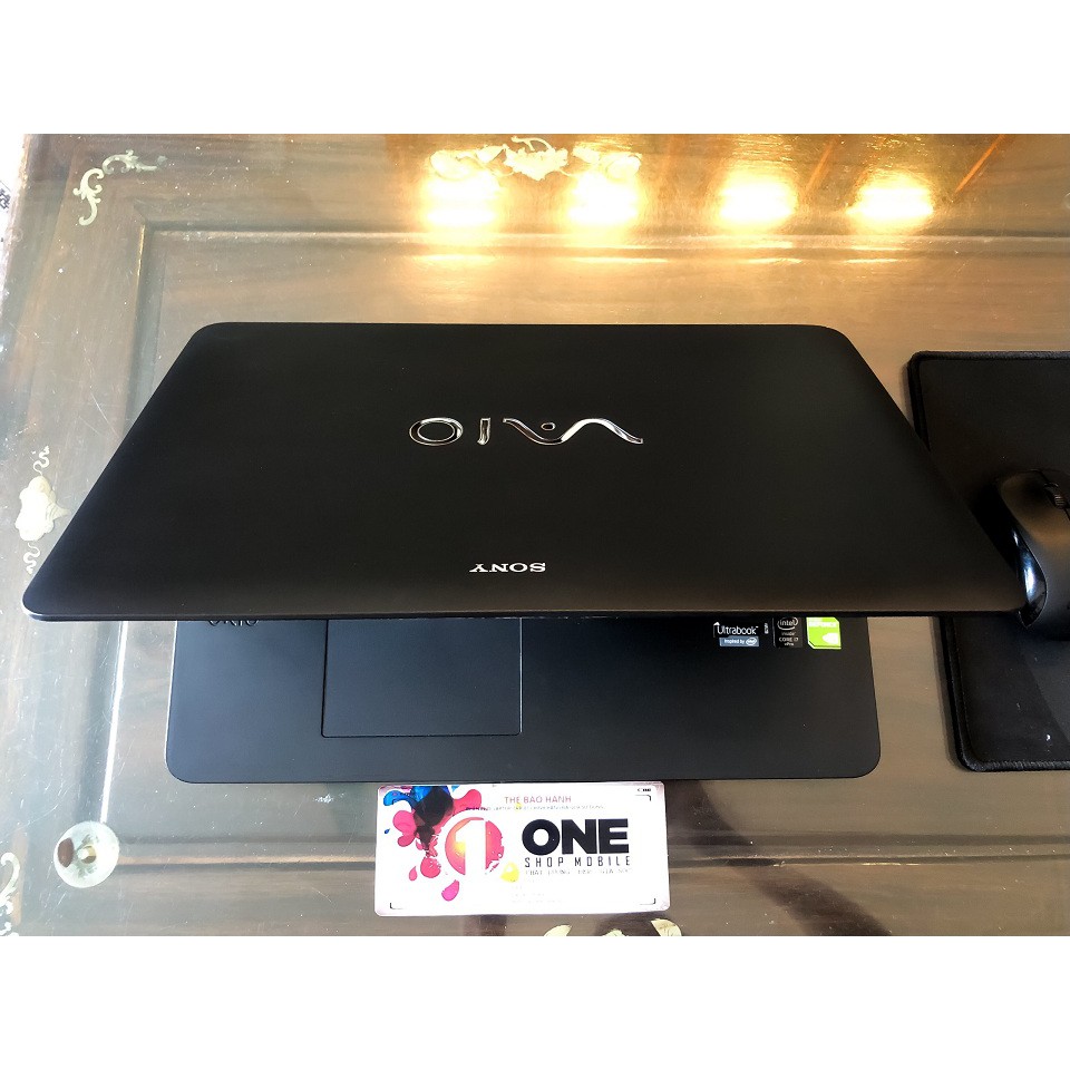 Laptop Sony Vaio SVF15 Core i3 4005U/ Ram 8Gb/ Ổ Cứng SSD 256Gb/ Màn hình 15.6 inch , pin cực tốt .