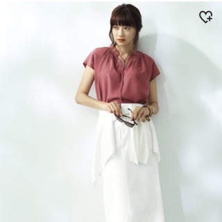 Áo sơ mi Linen của UNIQLO