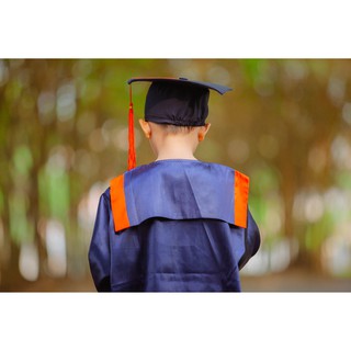 áo lễ phục cử nhân mầm non