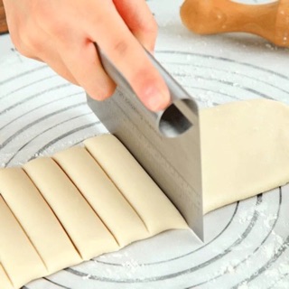 Dao cắt bột chia vạch inox