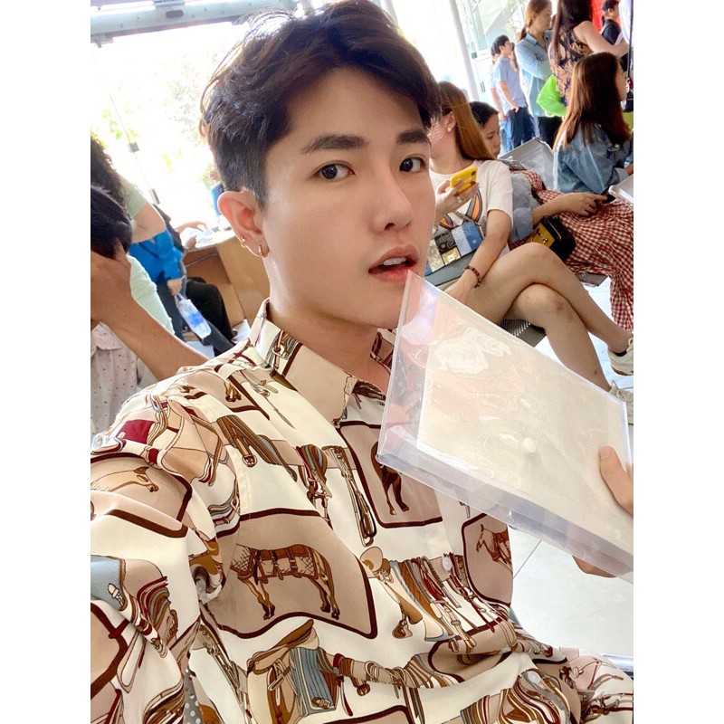 Áo sơ mi họa tiết con ngựa