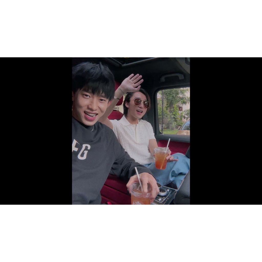 Áo FG dài tay đen trắng