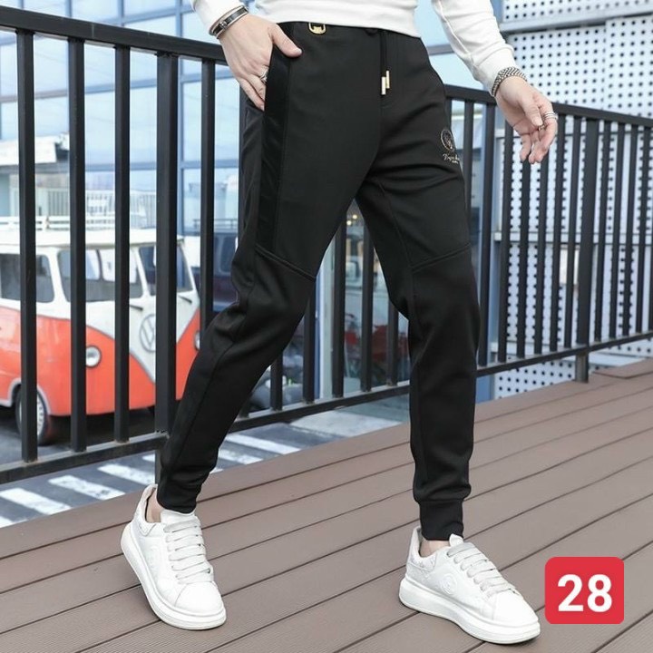 Quần jogger nam in logo kaki cao cấp- phong cách năng động trẻ trung TUẤN KIỆT Store 8888 mã8