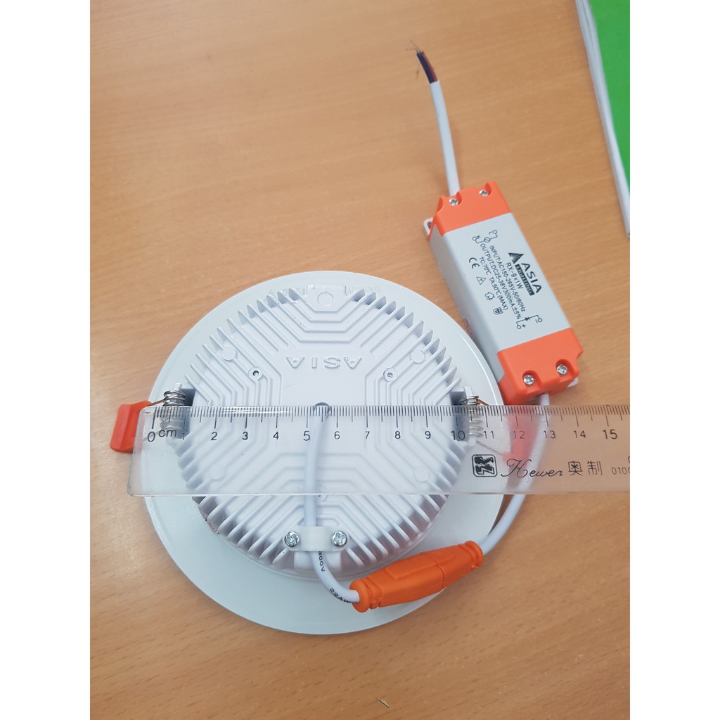 Đèn led âm trần 5W,7w,9w viền bạc đế đúc Asia cam kết chính hãng bảo hành 2 năm đổi mới