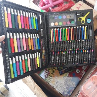 Bộ màu 150 chi tiết cho bé
