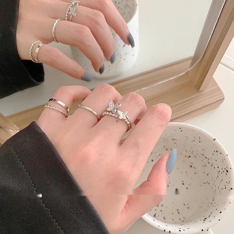 Bộ Bốn Nhẫn Hình Bướm Phong Cách Thời Trang Sang Trọng Dành Cho Nữ