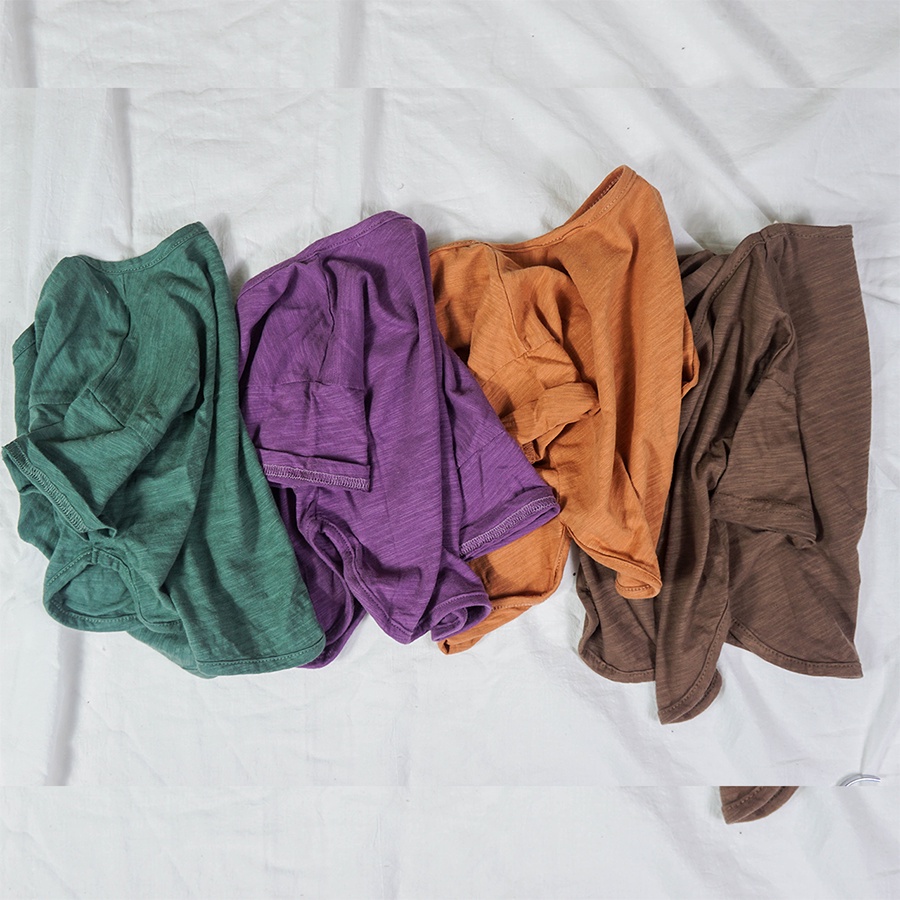 Áo phông unisex cho bé trai gái Ongvove -chất liệu cotton, form rộng dáng basic cổ tròn 1070