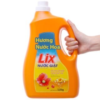 Nước giặt Lix hương nước hoa chai 3.8kg HSD còn 1 năm
