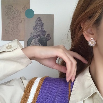 Khuyên tai hình bông hoa đính đá sang trọng cho nữ