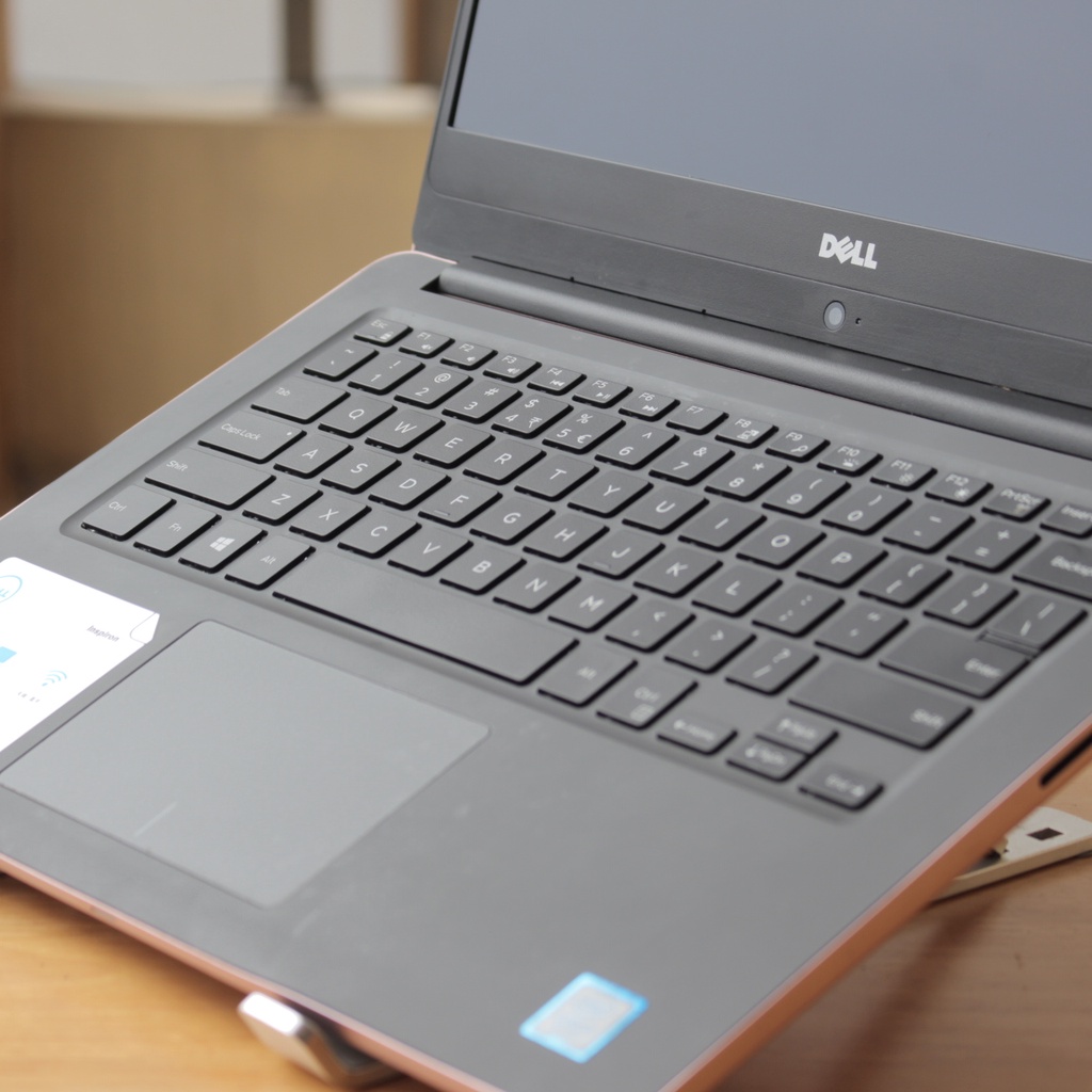 DELL Inspiron N7460 14.1" Core I5 3.10GHz 8G 256G SSD nvme