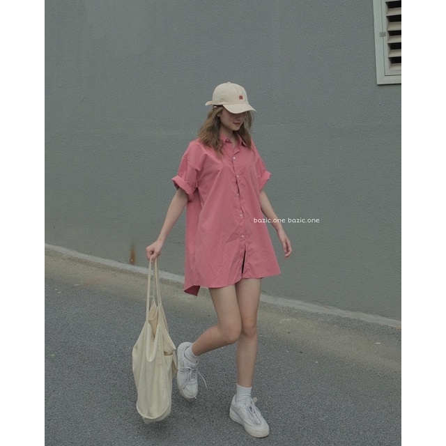 Áo váy sơ mi oversize xẻ lưng Bazic one, áo sơ mi dáng dài xẻ sau Bazic one | BigBuy360 - bigbuy360.vn