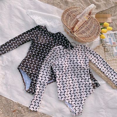 Đồ Bơi Một Mảnh Tay Dài In Hình Quả Lựu Đạn Chất Lượng Cao X09 | BigBuy360 - bigbuy360.vn