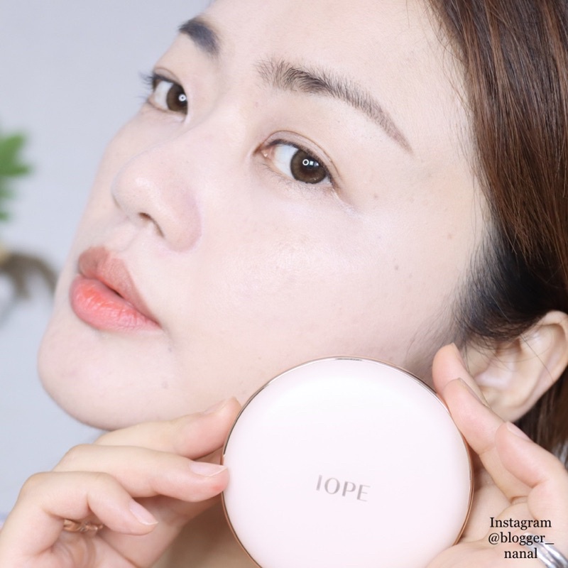 Phấn Nước IOPE Skin Fir Tone Up Air Cushion