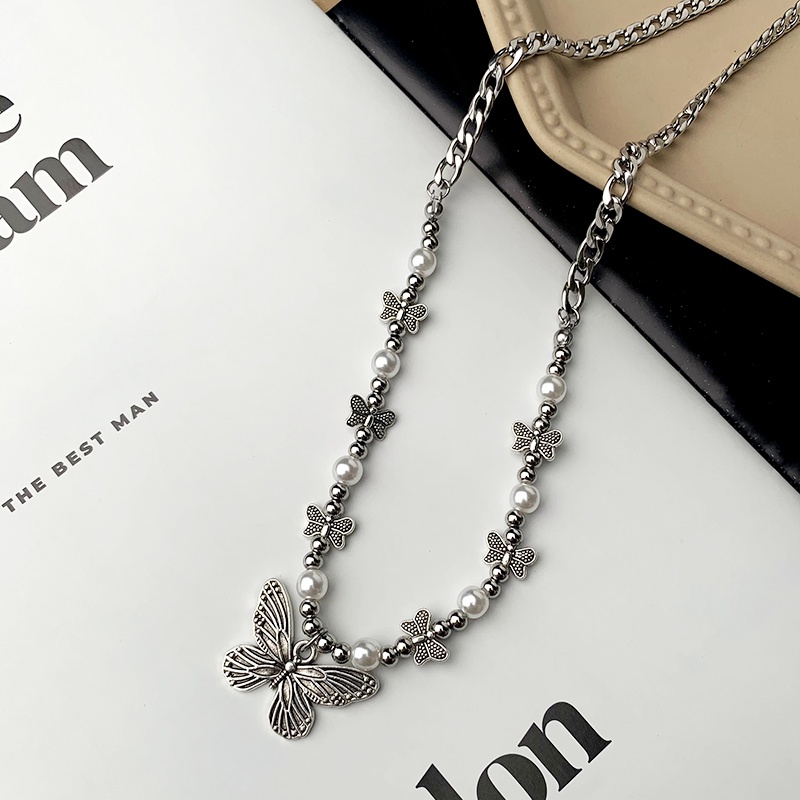 Vòng cổ Mặt Hình Bướm Đính Ngọc Trai Sang Trọng