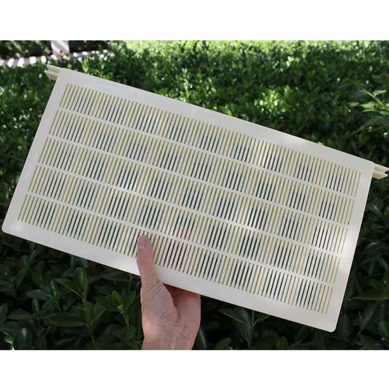 Lồng Nuôi Ong Chúa Bằng Nhựa Siêu Nhẹ