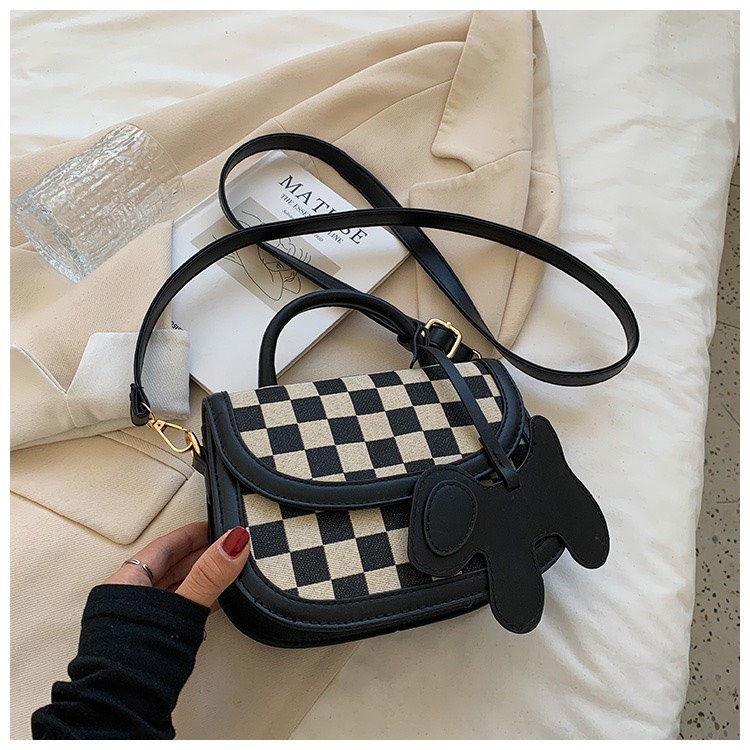 Túi xách đeo chéo nữ giá rẻ đẹp đi chơi phong cách thời trang hàn quốc dễ thương cute DC121