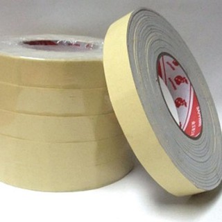 1 cuộn Băng dính xốp 2 mặt 2,5cm
