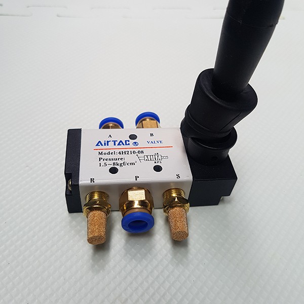 Van tay gạt aiirtac 4H-02 van cơ điều khiển xi lanh 2 chiều và 1 chiều đủ ren kết nối ống 8 ly