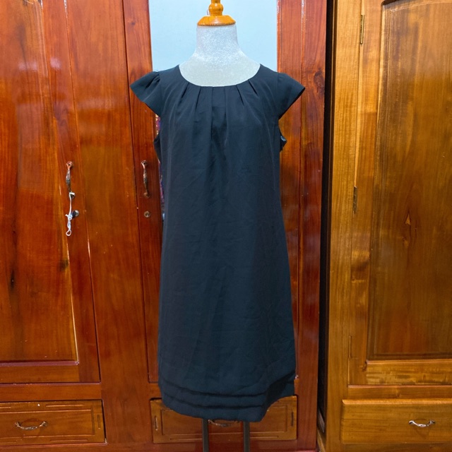 Đầm đen suông sang trọng size XL