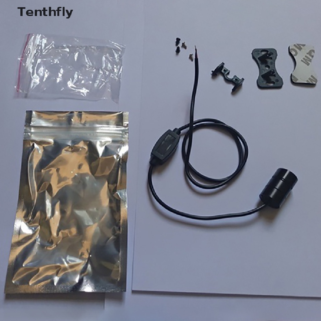 Đèn led laser cảnh báo 12V chống va chạm gắn đuôi xe hơi