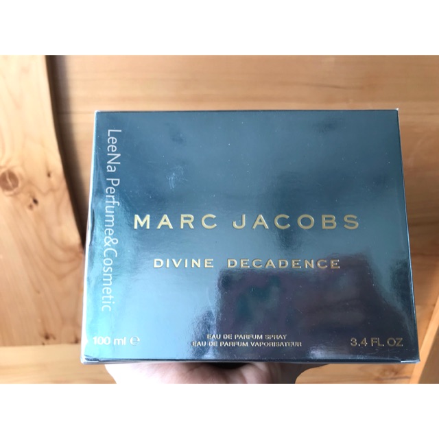 Nước hoa Marc Jacobs Divine Decadence 100ml