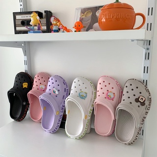 Dép sục đi mưa