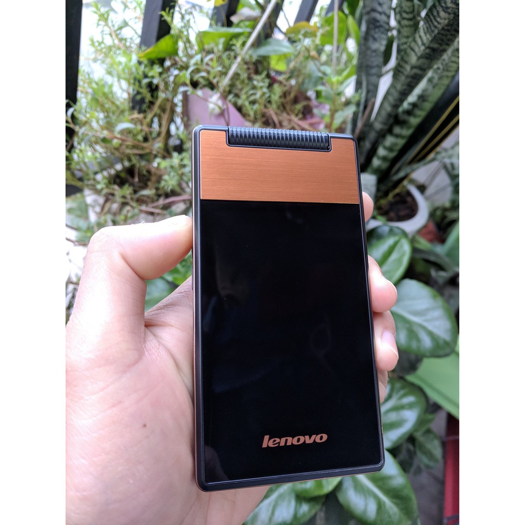 Điện thoại Lenovo A588t nắp gập 360 độ thành smartphone, mới full box đủ phụ kiện