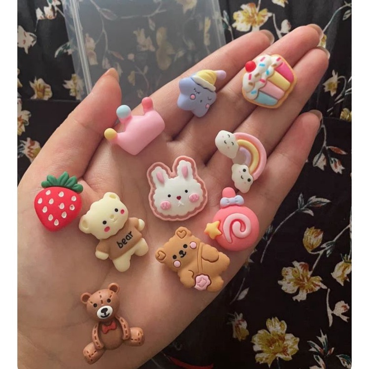 Charm mô hình trang trí dễ thương ,dính được, gắn ốp điện thoại, đồ dùng, chơi slime, có clip