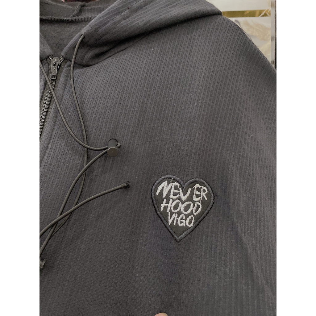Khoác Nỉ Thêu Tim Chữ Nevver Dáng Rộng Chất Tăm Sọc Form To Nam Nữ