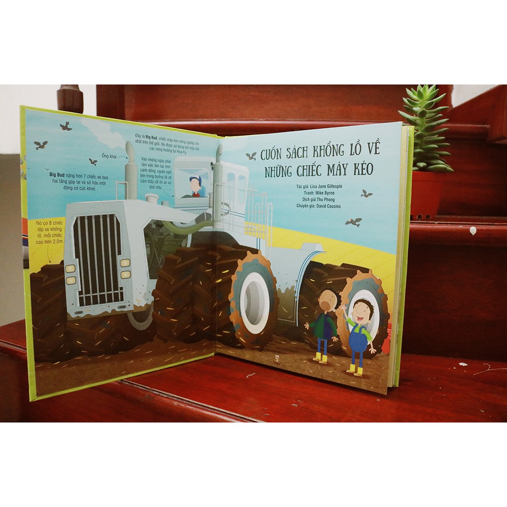 SÁCH - Cuốn Sách Khổng Lồ Về Những Chiếc Máy Kéo (Big Book Of Big Tractors)