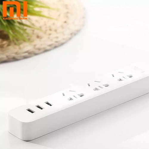 Ổ cắm điện Mi Power Strip tích hợp cổng sạc 3 USB 2A (Xiaomi XMCXB01QM)