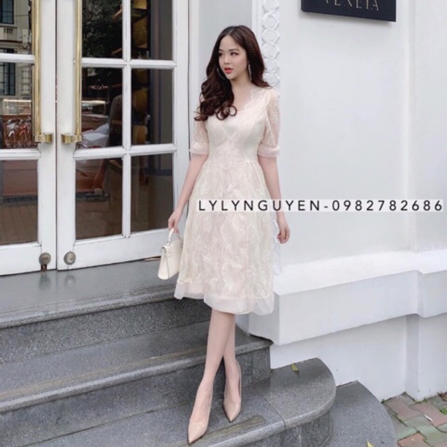 Váy ren cao cấp kèm ảnh chụp thật