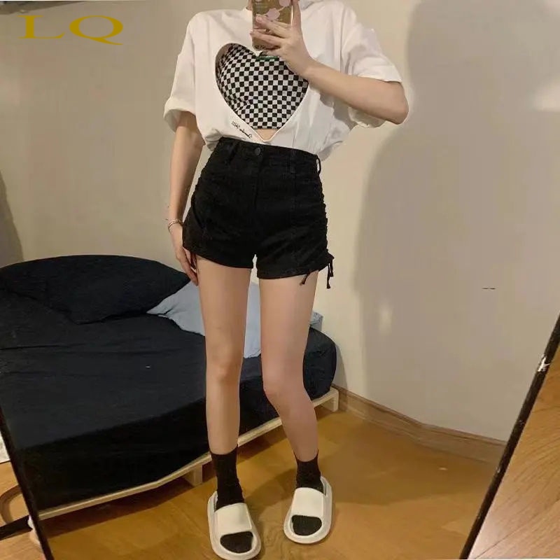 Set Áo Thun Tay Ngắn Khoét Lỗ Trái Tim + Áo Yếm Hai Dây Phong Cách Hàn Quốc Thời Trang Mùa Hè 2023 Cho Nữ