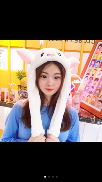 Mũ tai thỏ nhảy múa Nayeon dễ thương, với bóp hơi cầm tay theo nhạc, dễ dàng sử dụng phù hợp với mọi lứa tuổi
