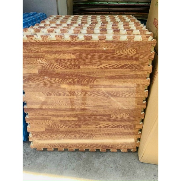 1 Miếng Thảm Xốp Ghép Màu Vân Gỗ