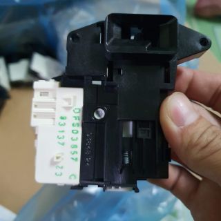 Công tắc khóa cửa máy giặt LG cửa ngang