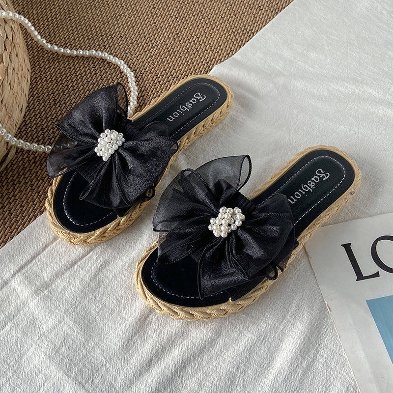 Dép Đi Biển Đế Bệt Đính Nơ Và Ngọc Trai Phong Cách Mới