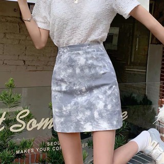 Chân váy ngắn chữ A eo cao, lưng cao phối màu pastel