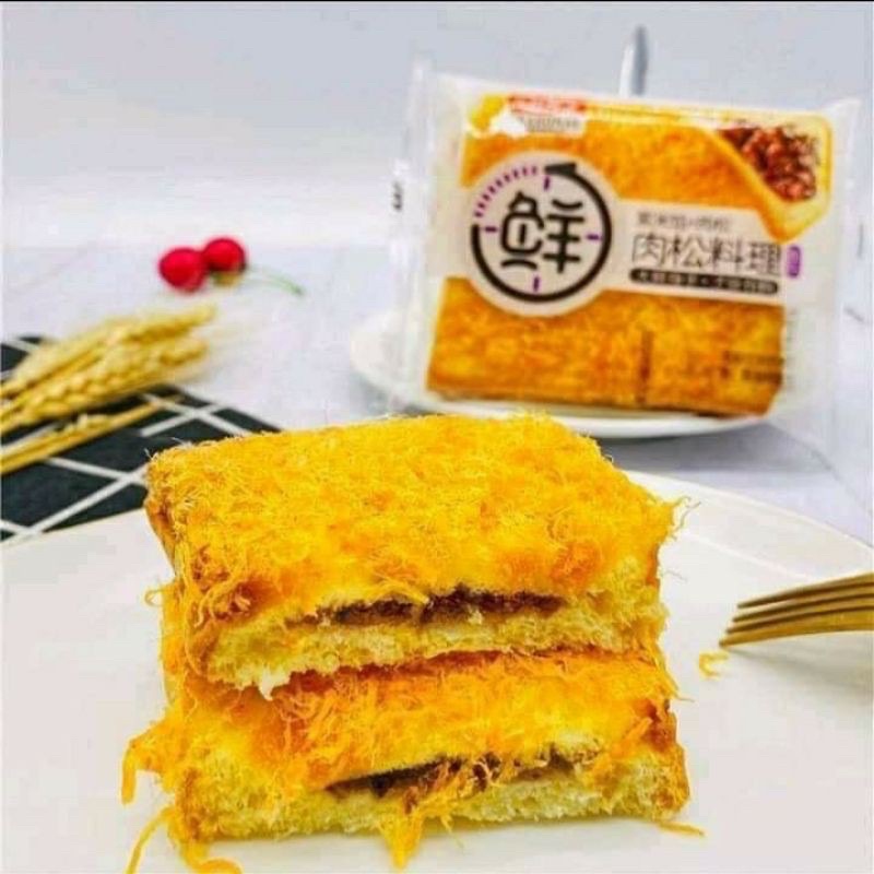 Sandwich Chà bông nhân nếp cẩm
