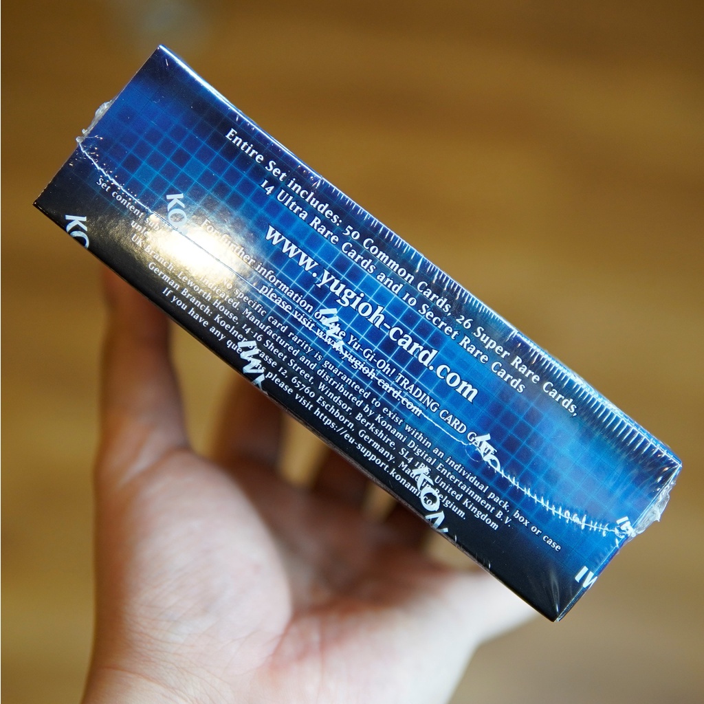 Hộp bài Yugioh Dawn of Majesty Booster Box - Sealed 24 Packs - Nhập khẩu từ Anh Quốc UK