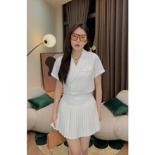 Set chân váy xếp ly + áo vest crotop