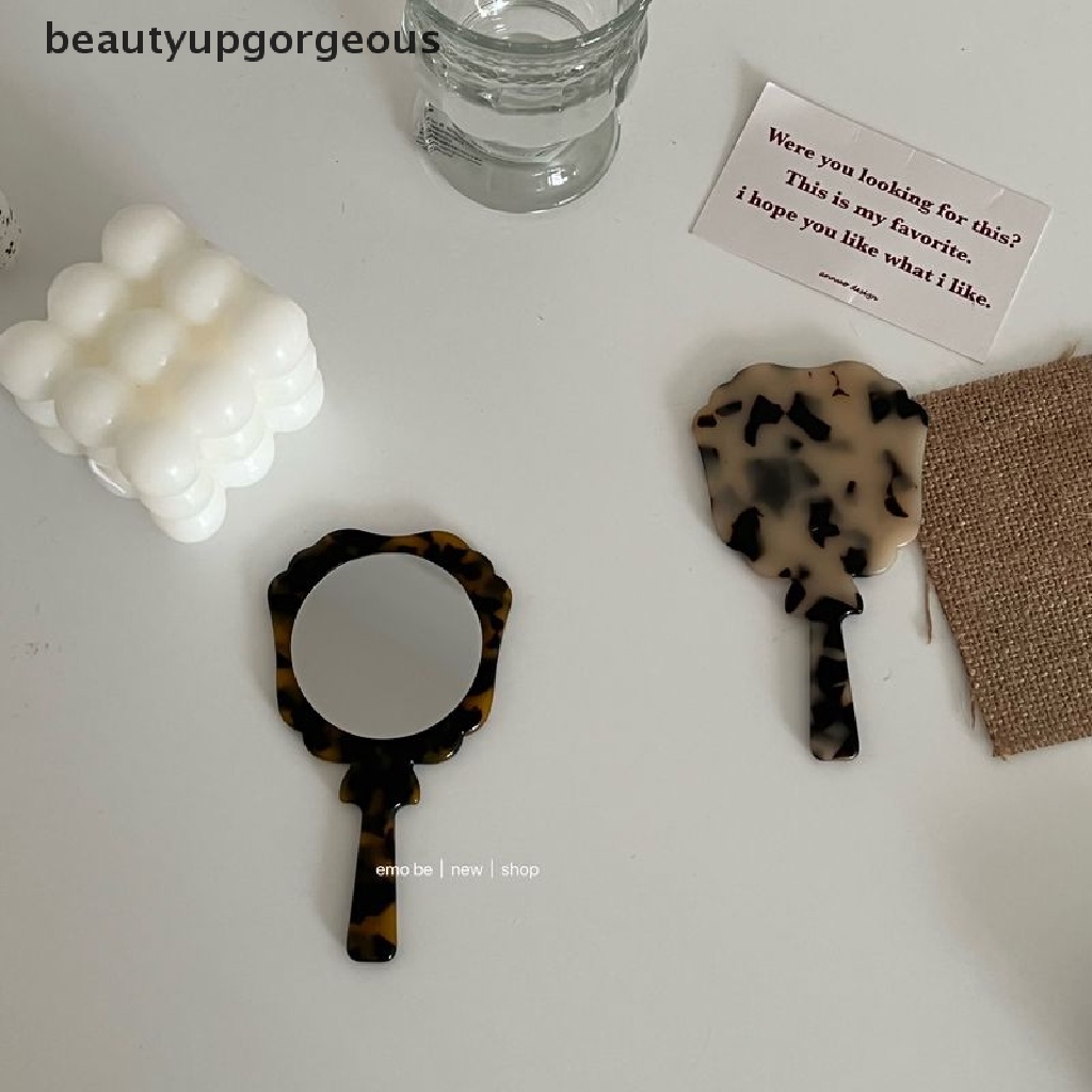 1 Tấm Gương Trang Điểm Cầm Tay Acetate Dành Cho Nữ