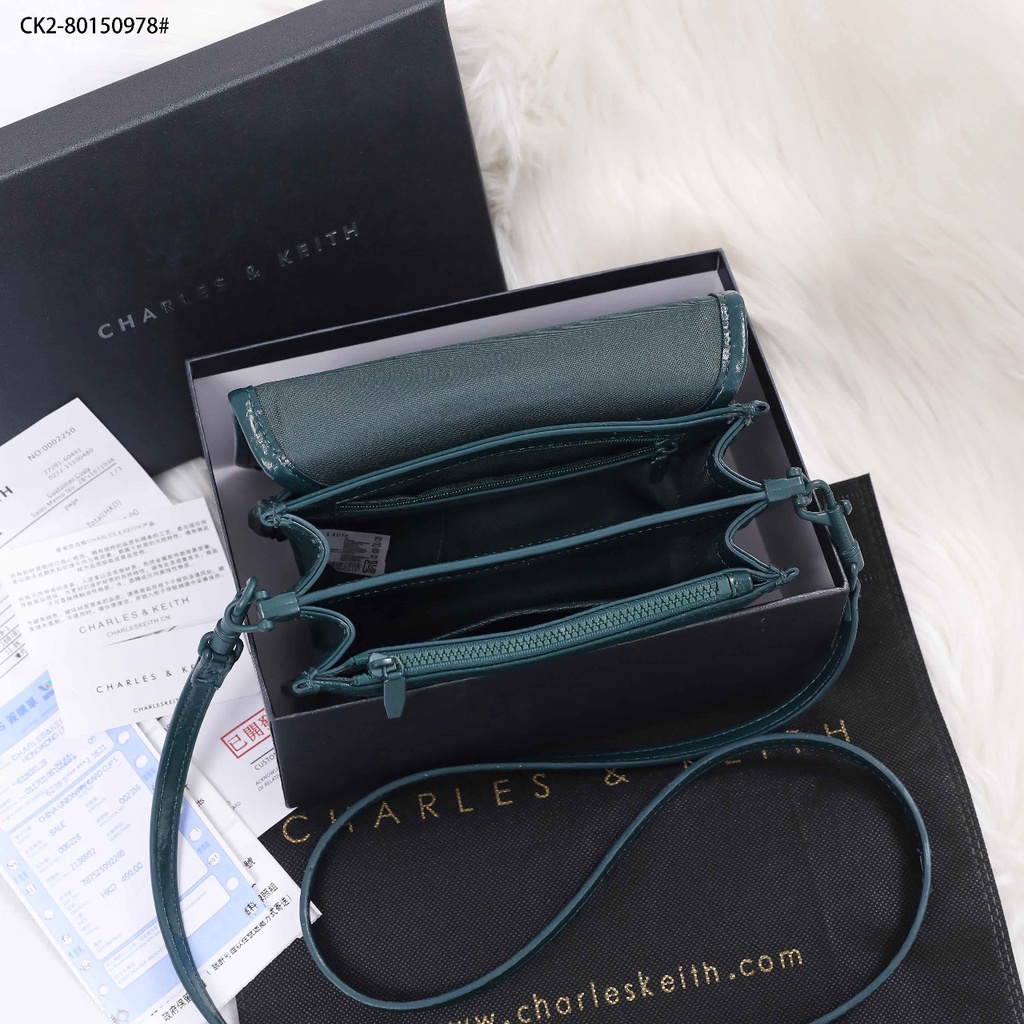 Túi Đeo Chéo Bằng Da Charles and Keith Qulited CK280150978
