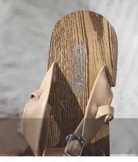 Order Sandal đế vuông 3 cm 8-15ngay