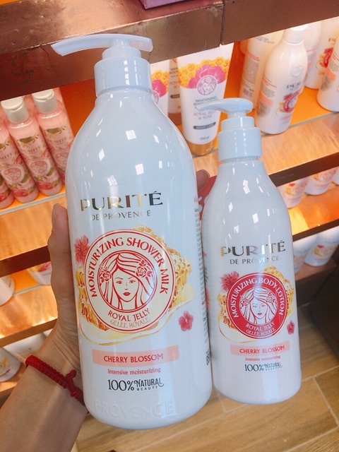 SỮA TẮM SỮA ONG CHÚA 850ML TẶNG KÈM SỮA DƯỠNG THỂ SỮA ONG CHÚA HOA ANH ĐÀO 250ML