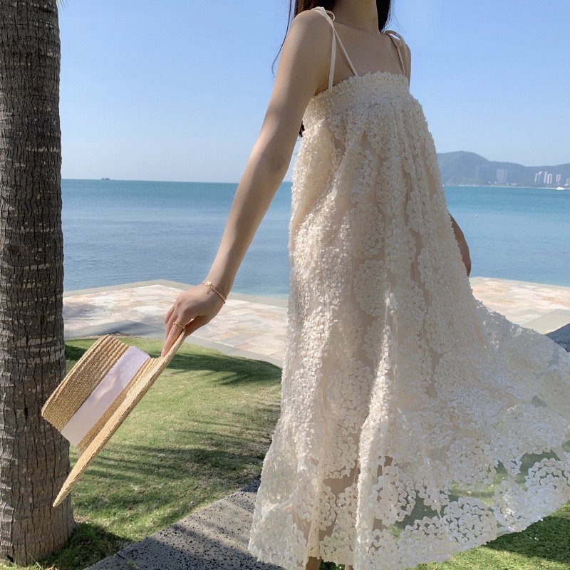 Đầm dây đầm ren đi biển dáng xoè