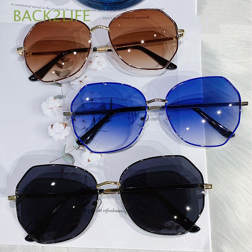 Kính Mát Gọng Kim Loại Tròng Phân Cực Chống Tia UV400 Phong Cách Cổ Điển Nhiều Màu Sắc Cho Nữ