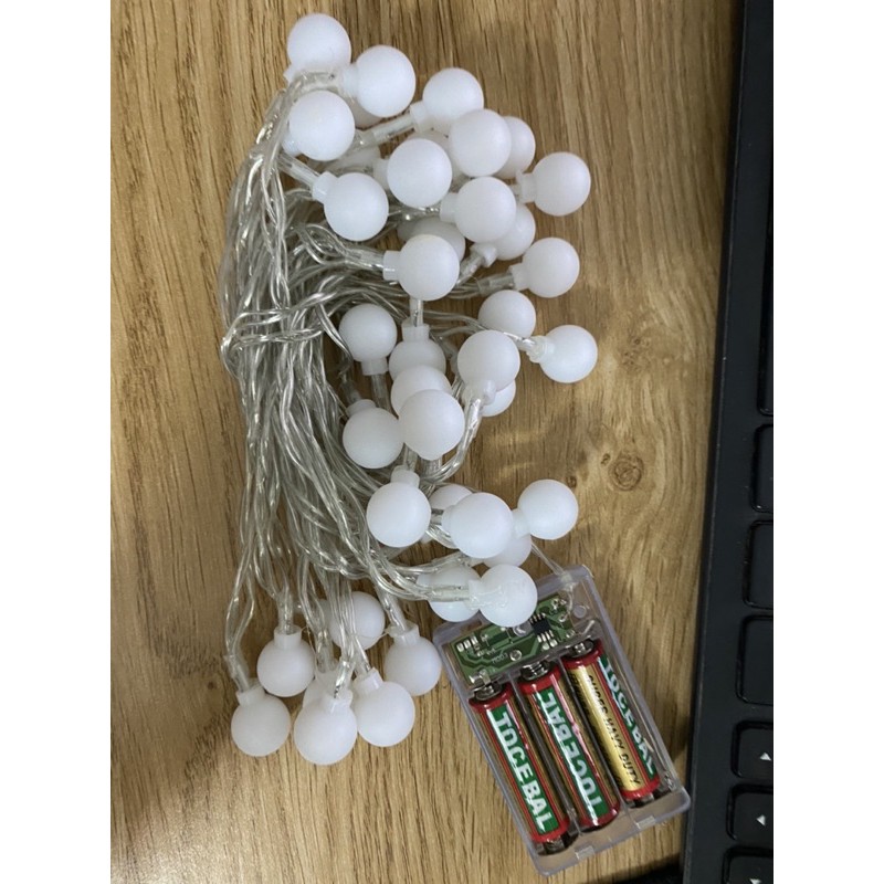 (Chạy pin AA) Đèn led dây 6m 40 bóng đèn tròn cherry ball trang trí tiệc, sân vườn ánh sáng đèn vàng nắng