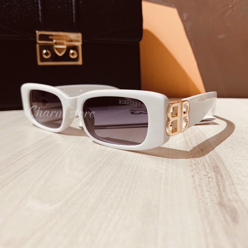 Siêu Phẩm Kính B Form Nhỏ Mới | BigBuy360 - bigbuy360.vn